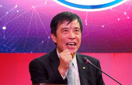 尤文也对托马斯感兴趣，他们在密切关注这笔潜在的转会，但是他们没有足够的资金来支付托马斯的薪水与转会费。